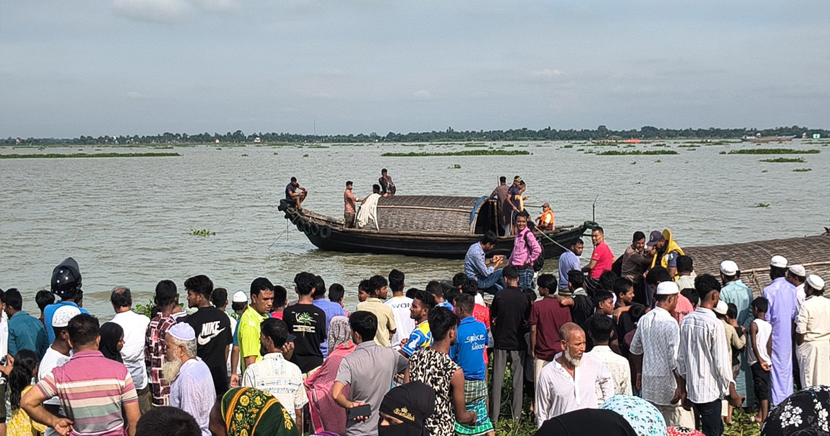 স্কুল ফাঁকি দিয়ে মেঘনায় গোসল, দুই জমজ ভাইসহ ৩ শিক্ষার্থীর মৃত্যু