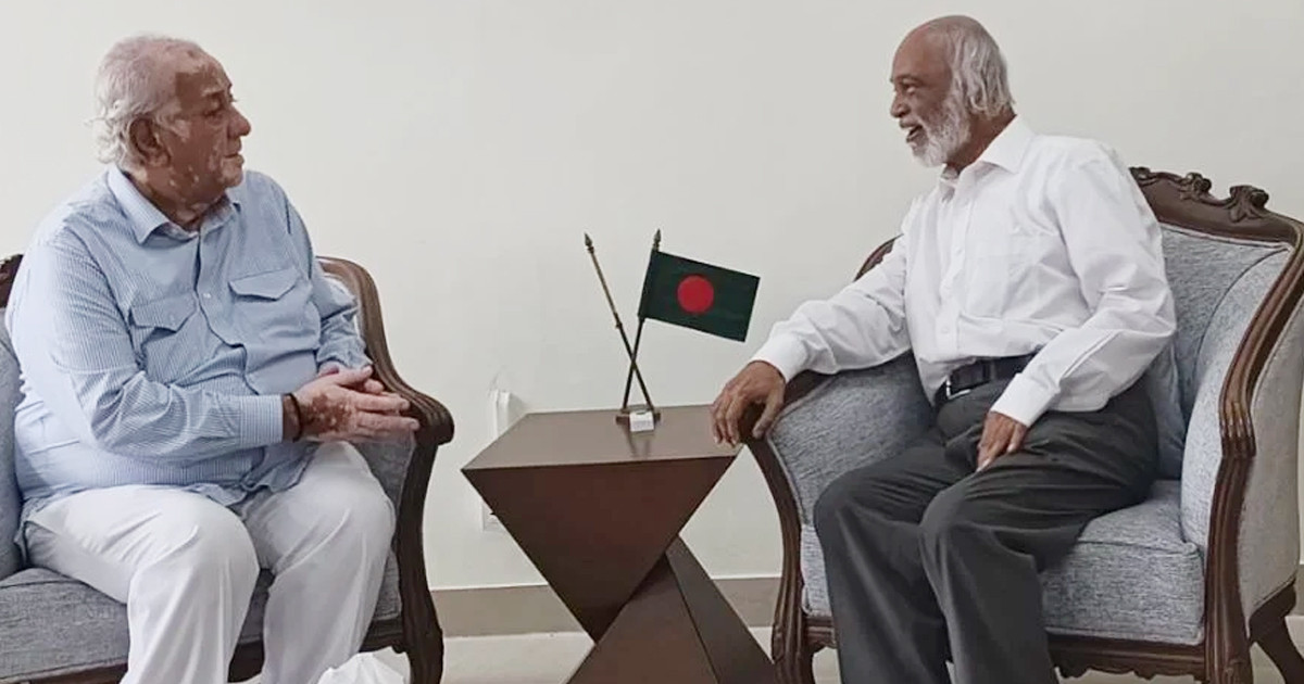 যোগাযোগ ব্যবস্থার উন্নয়নে স্থানীয় সরকার মন্ত্রীর সহযোগিতা চাইলেন পার্বত্যমন্ত্রী