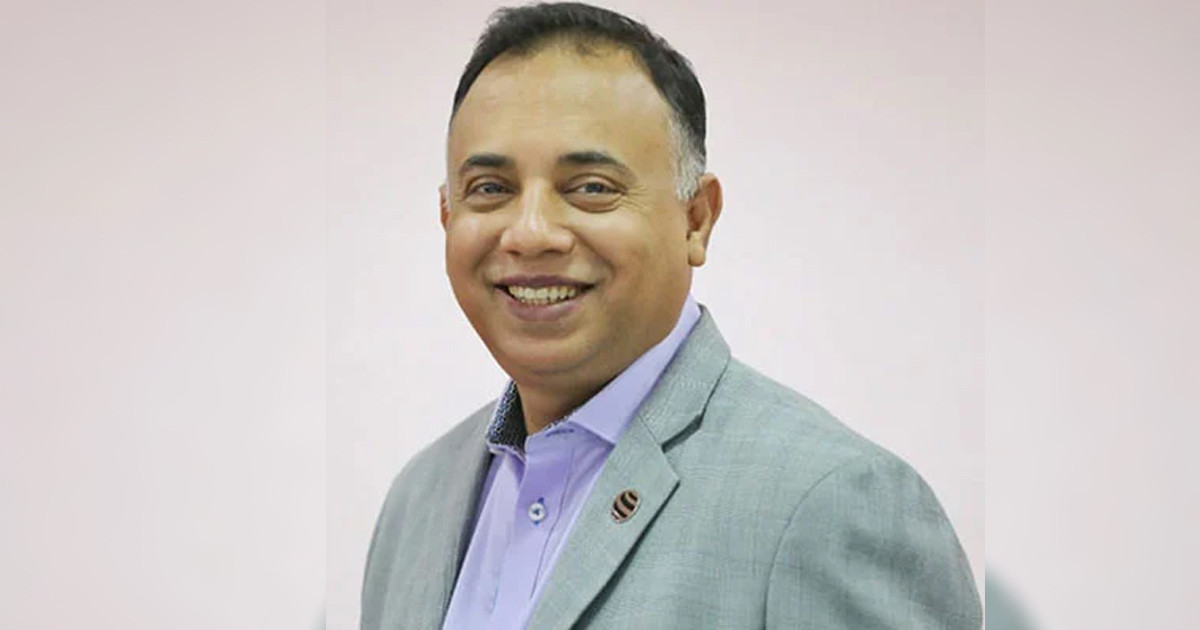 ক্ষমার দরজা, স্বার্থের হিসাব এবং একটি উৎসর্গপত্র