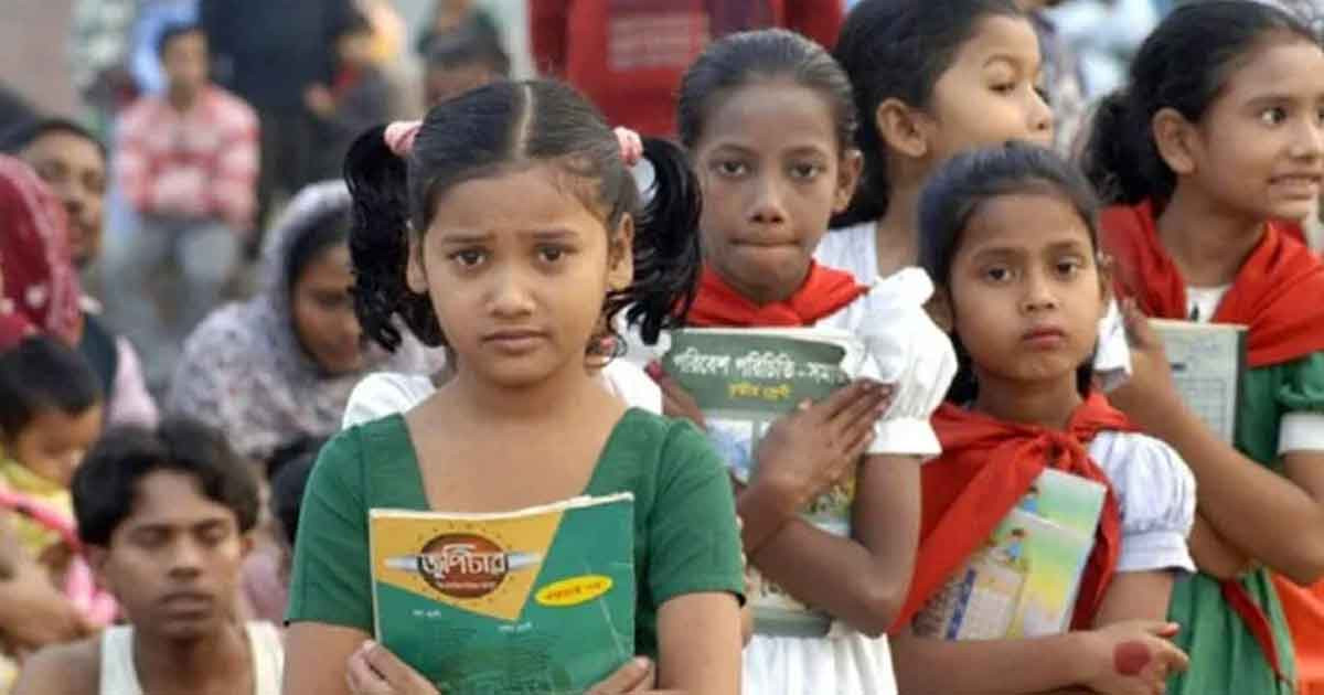 প্রাথমিকে বিনামূল্যে স্কুল ড্রেস-জুতা-ব্যাগ, কোন বিভাগে কবে— জানালো অধিদপ্তর