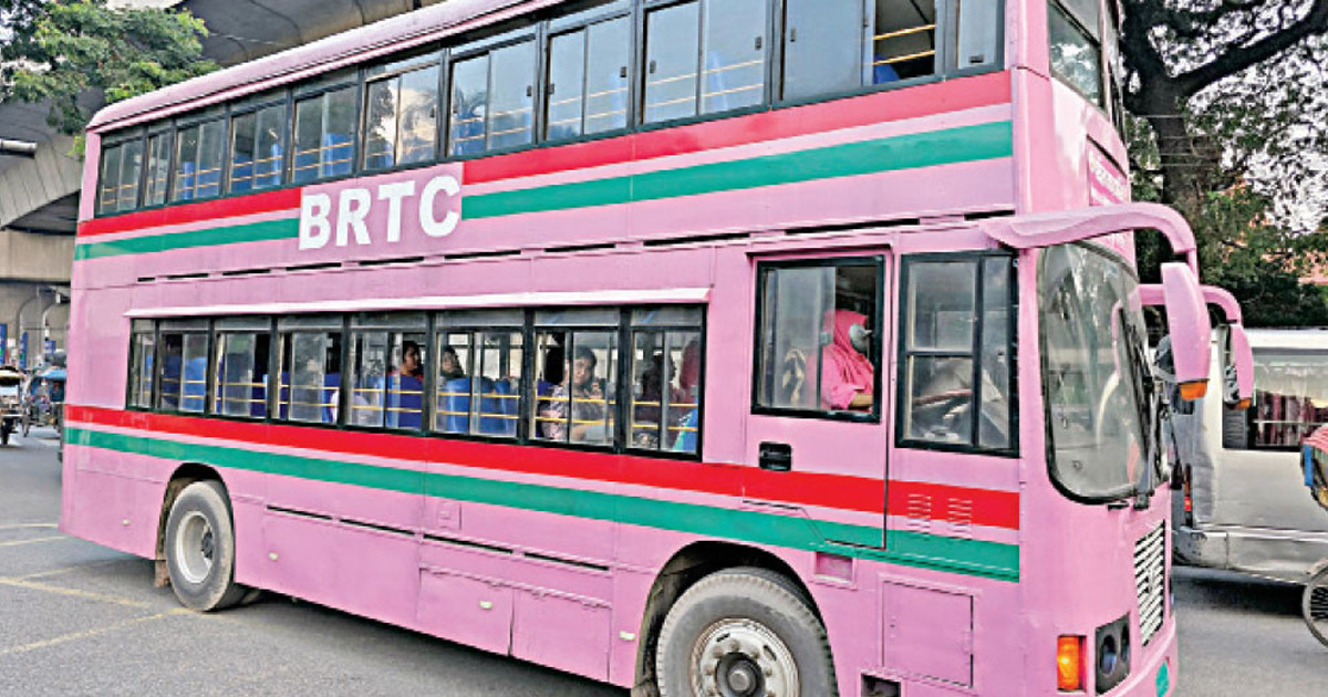 পিংক বাসে ৫ কারণে যাত্রীসংকট