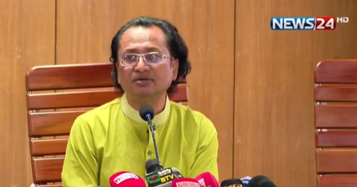বাসভাড়া নিয়ন্ত্রণে কার্যকর ভূমিকা নেবে সরকার: তথ্য উপদেষ্টা