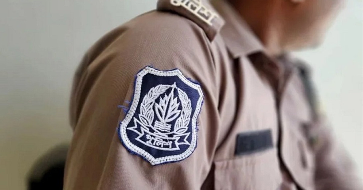 পুলিশের ৭ ঊর্ধ্বতন কর্মকর্তাকে বদলি