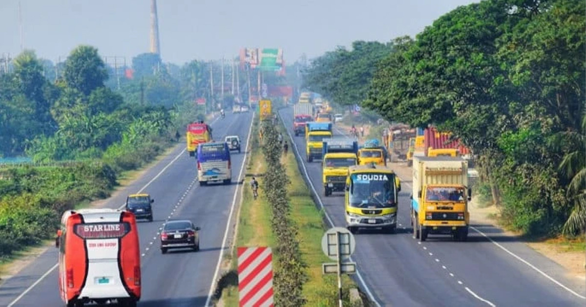ঢাকা-চট্টগ্রাম মহাসড়কে চলাচলকারীদের জন্য জরুরি নির্দেশনা