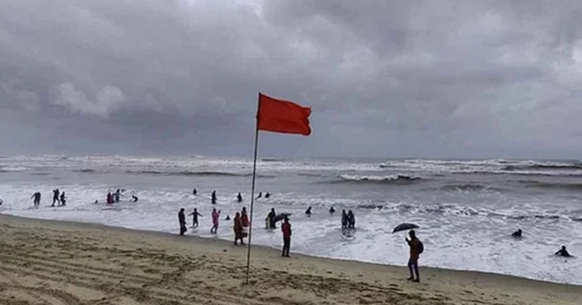 সাগরে নিম্নচাপ, চার সমুদ্রবন্দরে ৩ নম্বর সতর্কসংকেত