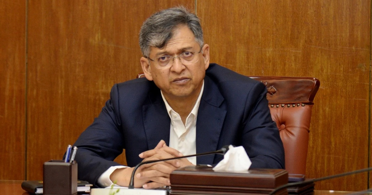 পুলিশের কেউ কেউ এখনও ফ্যাসিবাদের সঙ্গে যোগাযোগ রাখছে: স্বরাষ্ট্রমন্ত্রী