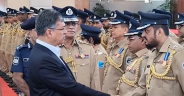 সাহস ও সেবায় অনন্য অবদানে ৯২ জন পেলেন পুলিশ পদক