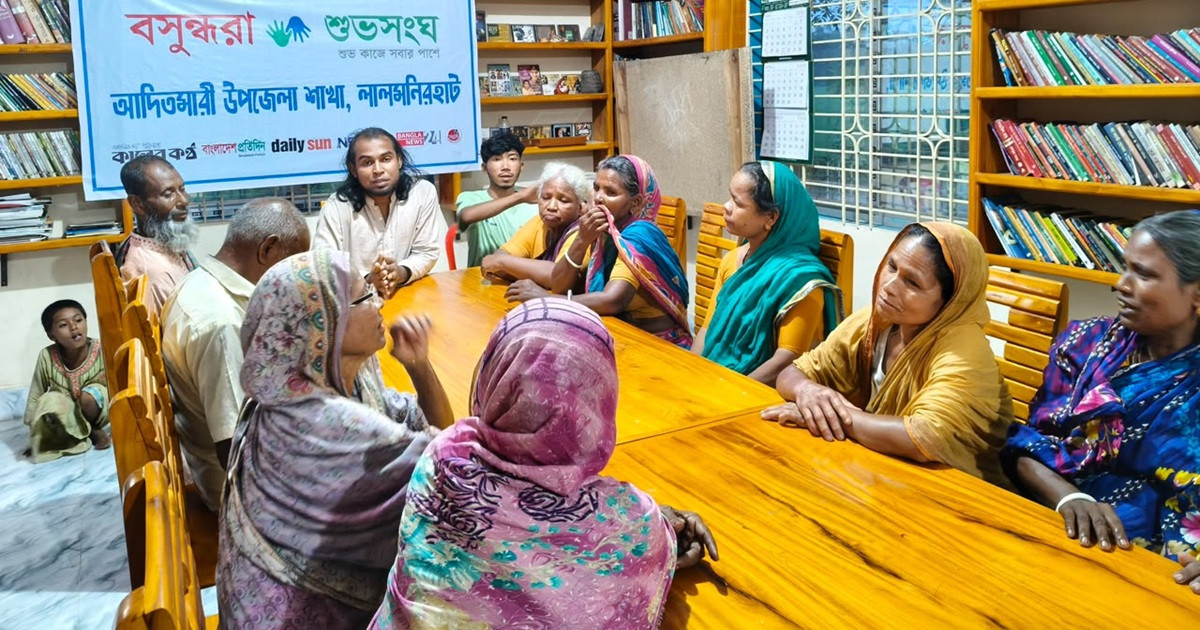 প্রবীণদের পাশে বসুন্ধরা শুভসংঘের সদস্যরা, শুনলো জীবনের না-বলা গল্প