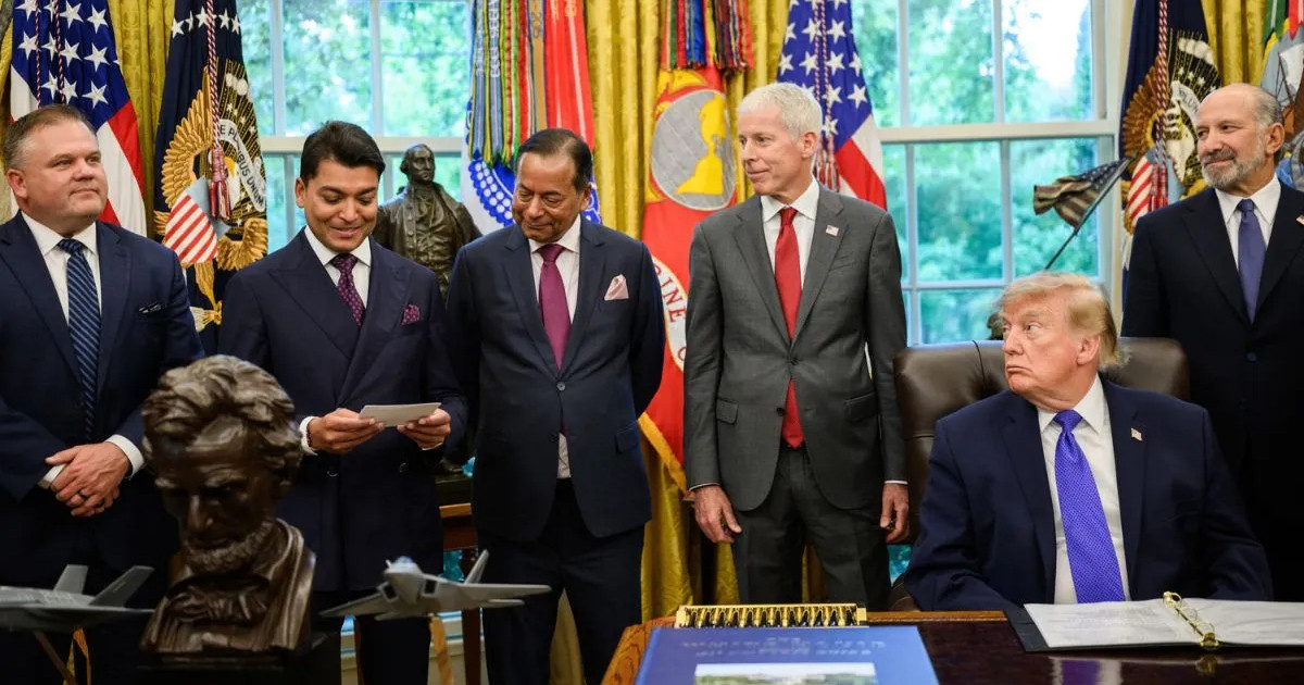 যুক্তরাষ্ট্রে বৃহৎ ইস্পাত কারখানায় ১৮ বিলিয়ন ডলার বিনিয়োগ করবে ভারতের এসার গ্রুপ
