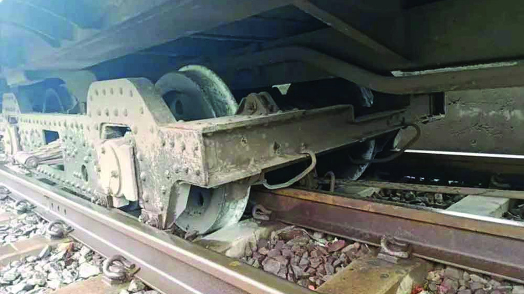 আখাউড়ায় ট্রেন লাইনচ্যুত