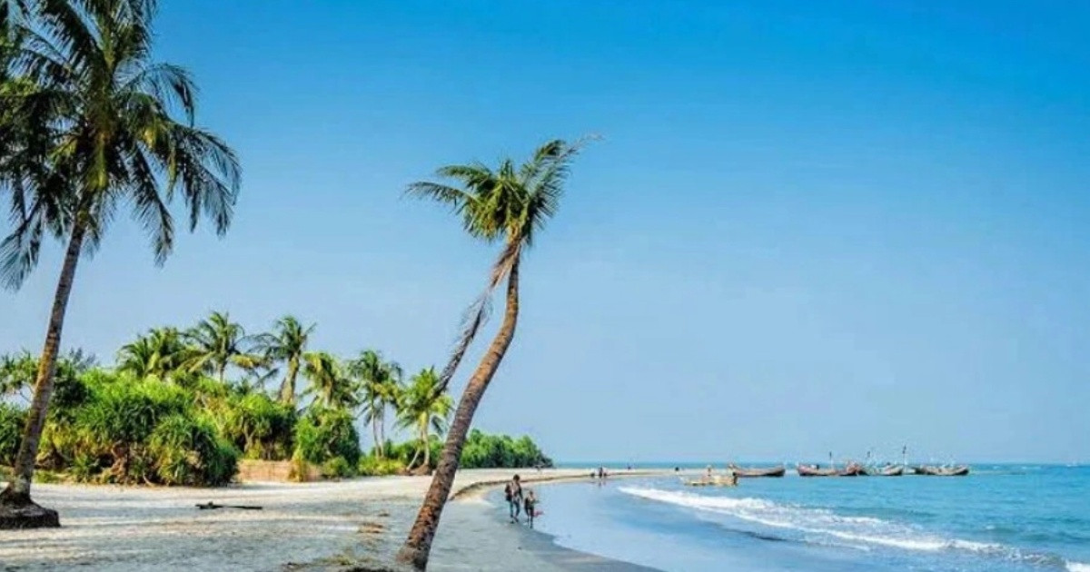 সেন্ট মার্টিনে বাড়ছে পর্যটকদের রাতযাপনের সুযোগ
