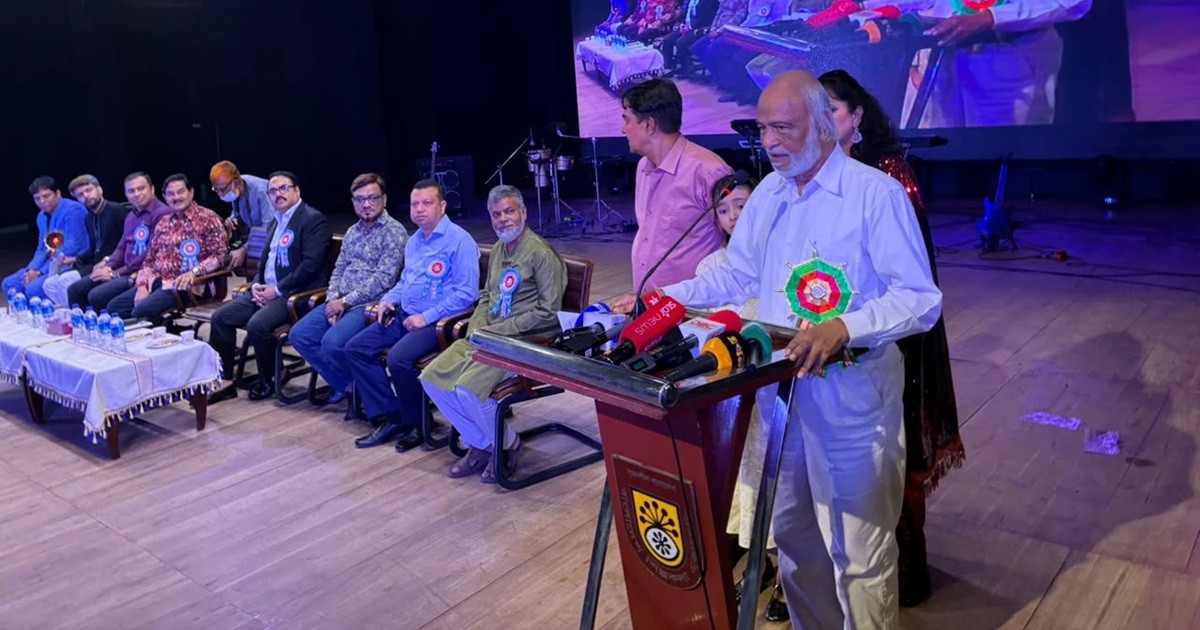 বিশ্বের সবচেয়ে শক্তিশালী অস্ত্র শান্তি: ড. মঈন খান