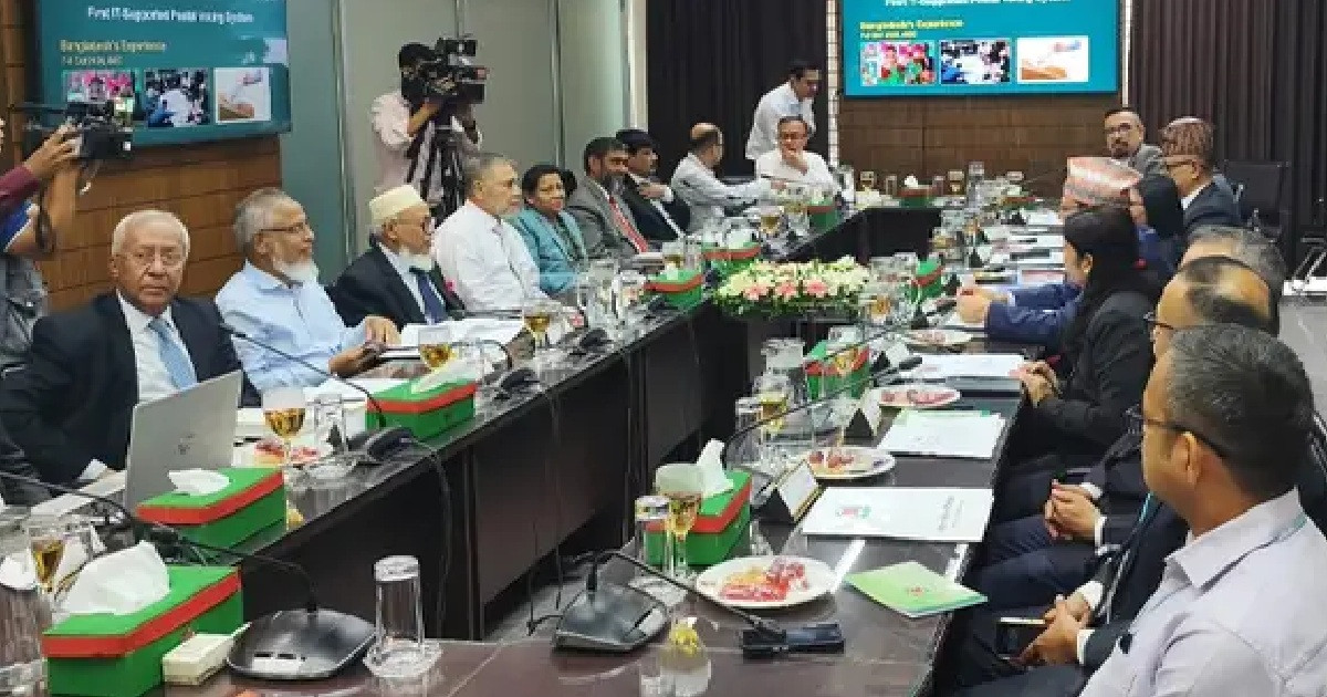 বাংলাদেশ নির্বাচন কমিশনে বৈঠকে নেপালের প্রতিনিধি দল