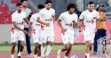 ফিফা র‍্যাঙ্কিংয়ে বড় দুঃসংবাদ পেল বাংলাদেশ