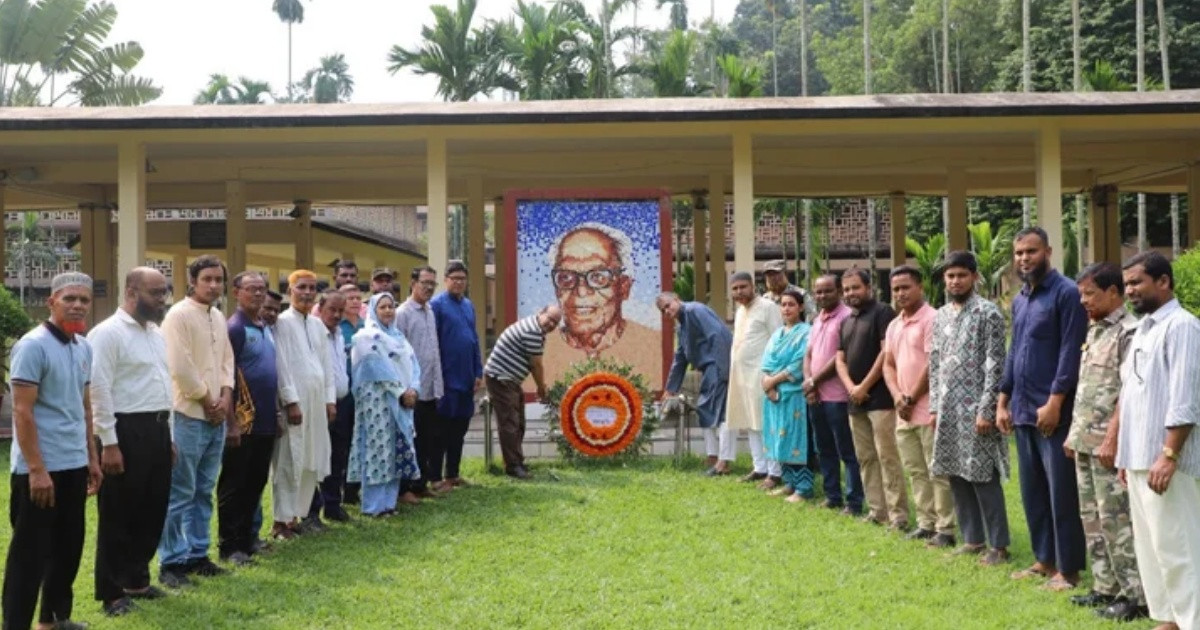 কুমিল্লায় ড. আখতার হামিদ খানের ২৭তম মৃত্যুবার্ষিকী পালিত