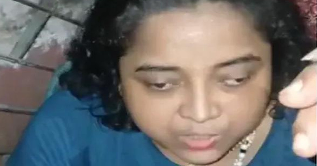 বাসভবনের সামনেই মমতার উপর হামলার চেষ্টায় প্রশ্নের মুখে নিরাপত্তা