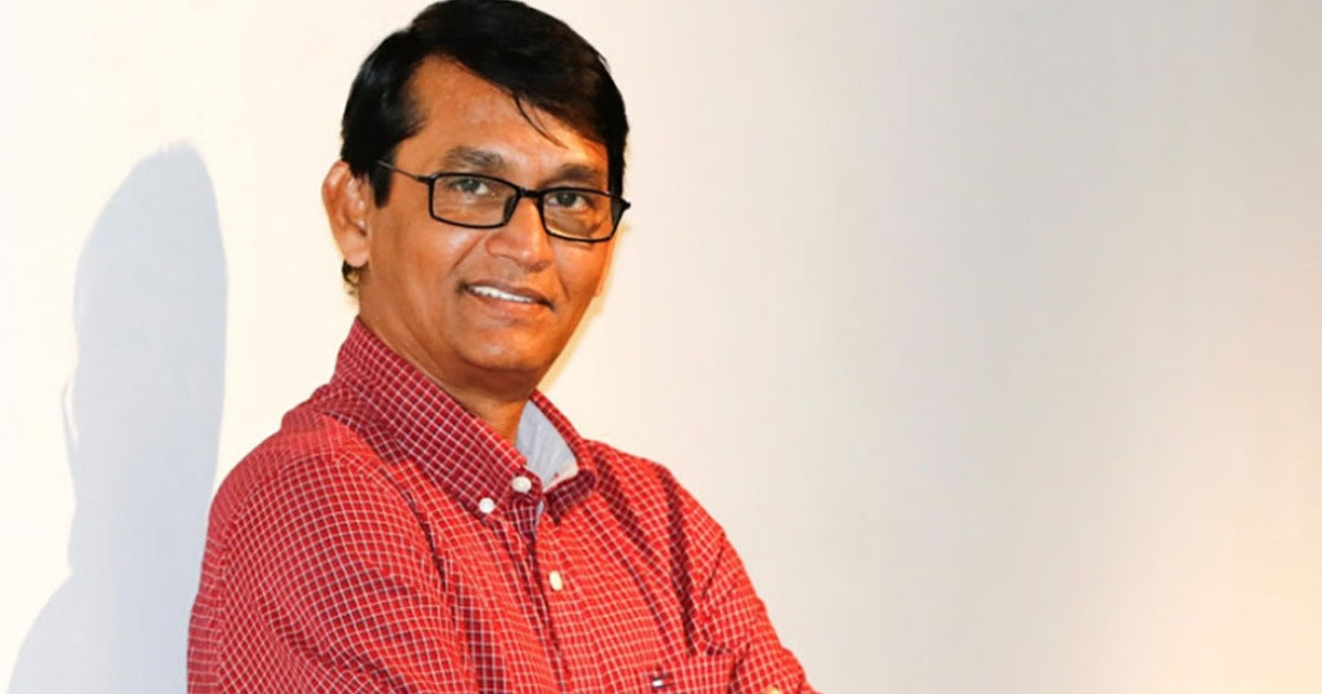 পঞ্চাশ বছরের অভিনয়জীবন নিয়ে বই আসছে আজিজুল হাকিমের
