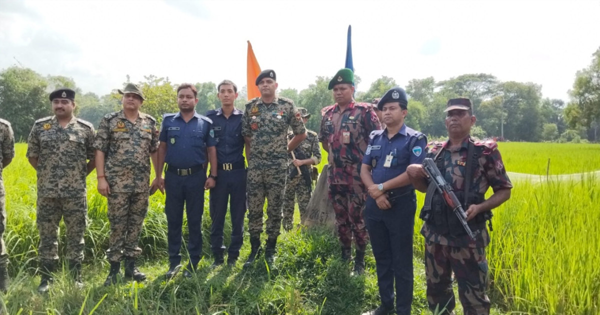 ১৫ ঘণ্টা পর সেই দুই পুলিশ সদস্যকে ফেরত দিল বিএসএফ