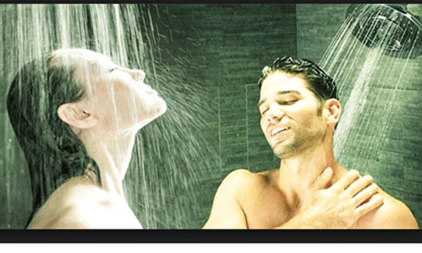 Banyoda onam bilan jinsiy aloqa