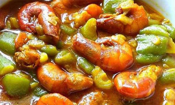  স্বাদে ভরপুর চিংড়ির ঝিঙে