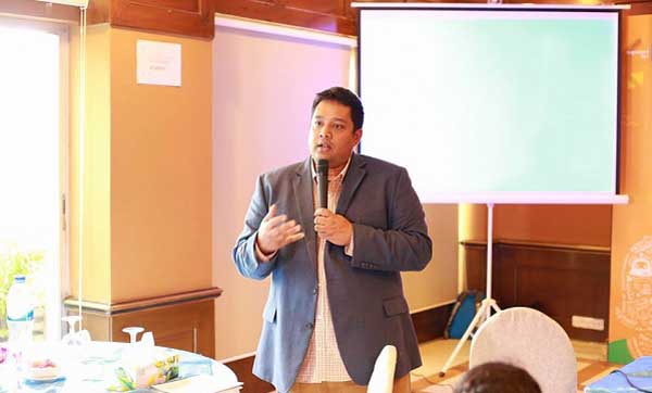 দেড় মাস পর বাসায় ফিরলেন নিখোঁজ শিক্ষক সিজার