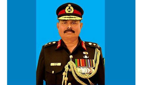 আমরা আশাপাশেই থাকব, নির্ভয়ে ভোট দিন: সেনাপ্রধান