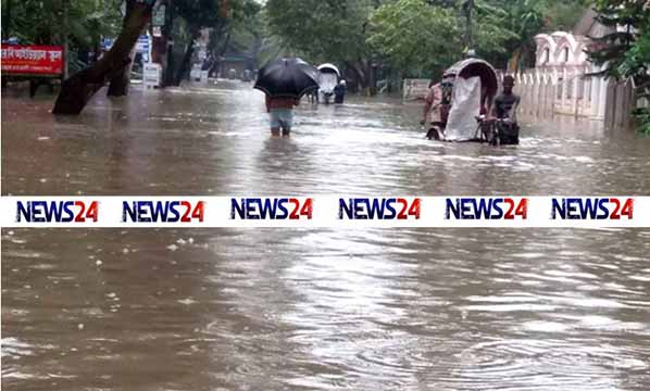 নিম্নচাপের বৃষ্টিতে চট্টগ্রামে জলাবদ্ধতা