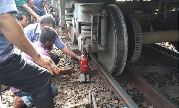 দক্ষিণবঙ্গের সঙ্গে রেল যোগাযোগ শুরু