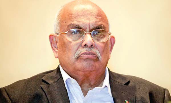 গুরুতর অসুস্থ গাফফার চৌধুরী